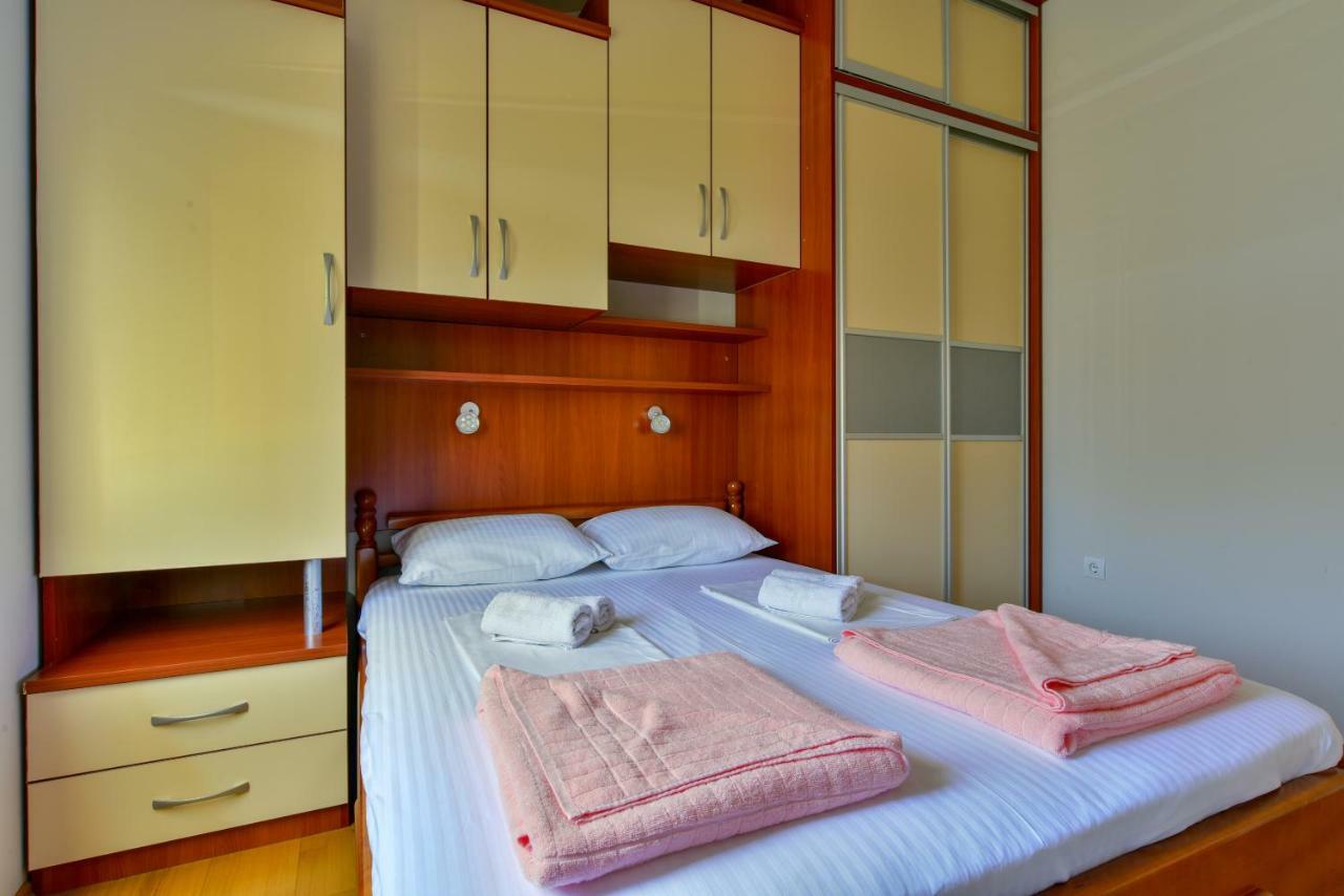 Apartments Srzentic Petrovac Extérieur photo