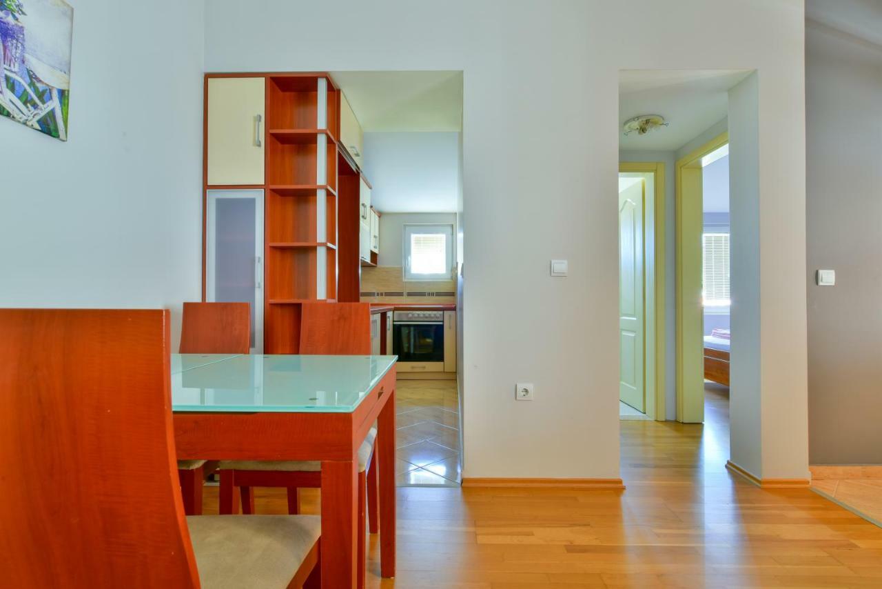 Apartments Srzentic Petrovac Extérieur photo