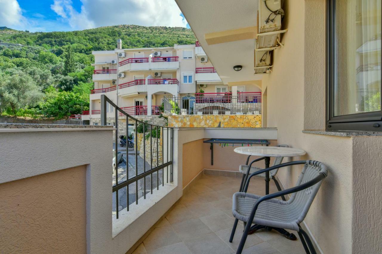 Apartments Srzentic Petrovac Extérieur photo