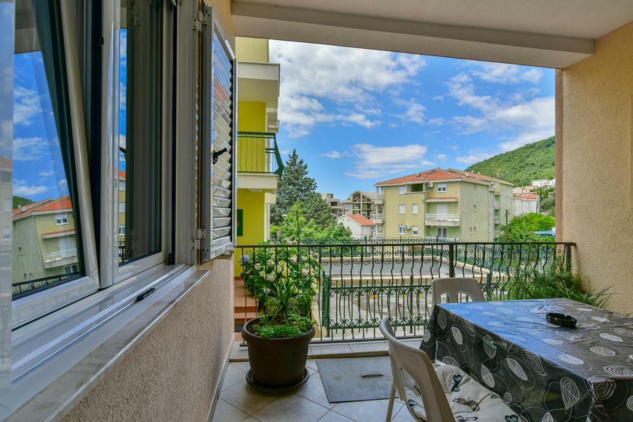 Apartments Srzentic Petrovac Extérieur photo