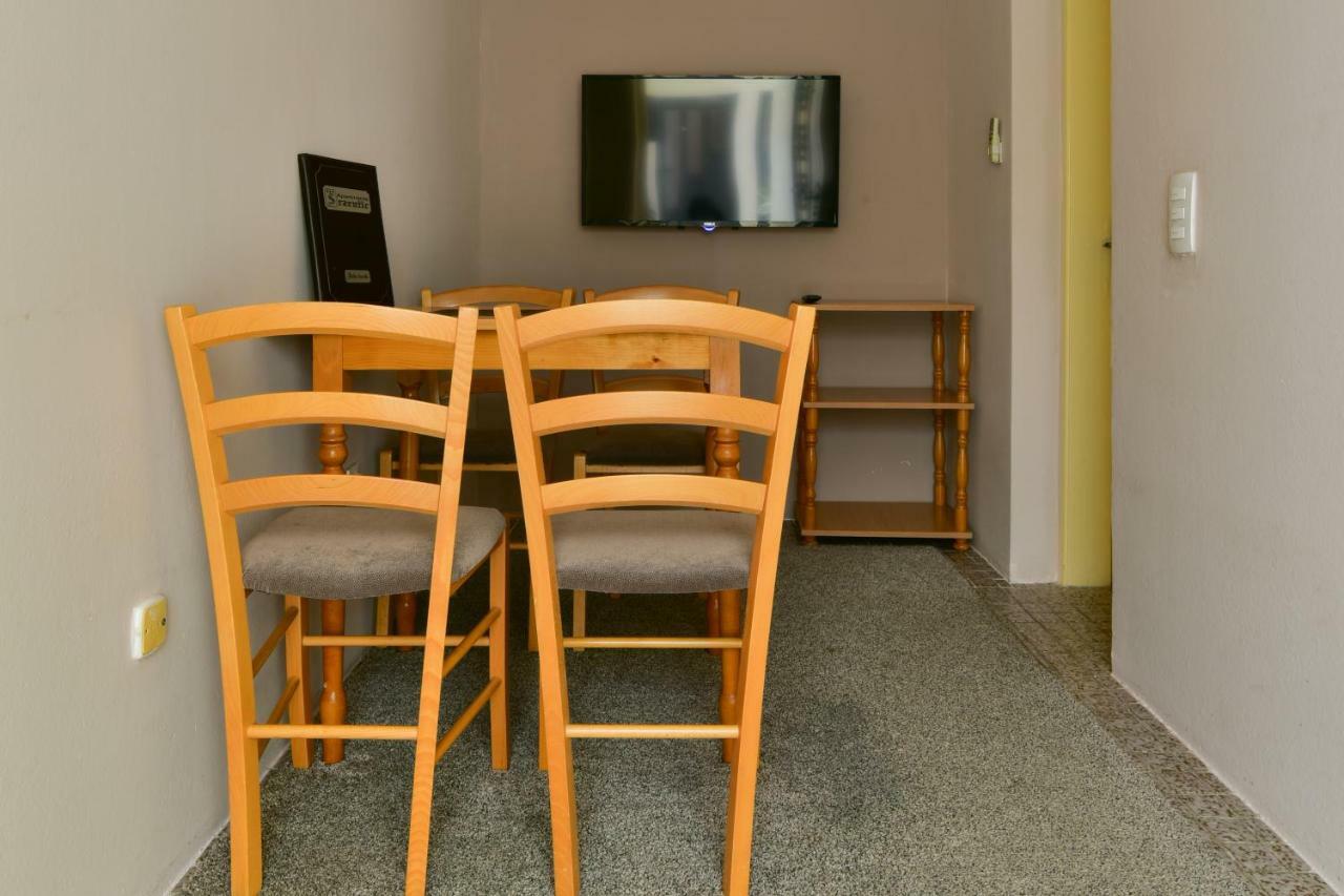 Apartments Srzentic Petrovac Extérieur photo